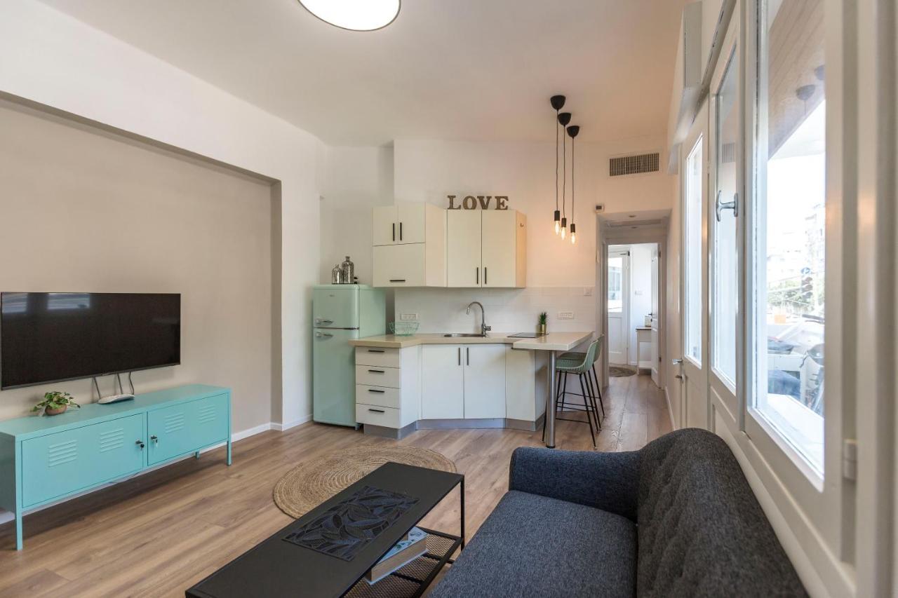 1B Patio Beach House Premium Location W/2 Balcony Тел Авив Екстериор снимка